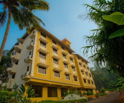 https://imgcld.yatra.com/ytimages/image/upload/t_hotel_yatra_city_desktop/v1453967151/Domestic Hotels/Hotels_Goa/Rendezvous Beach Resort/overview.jpg